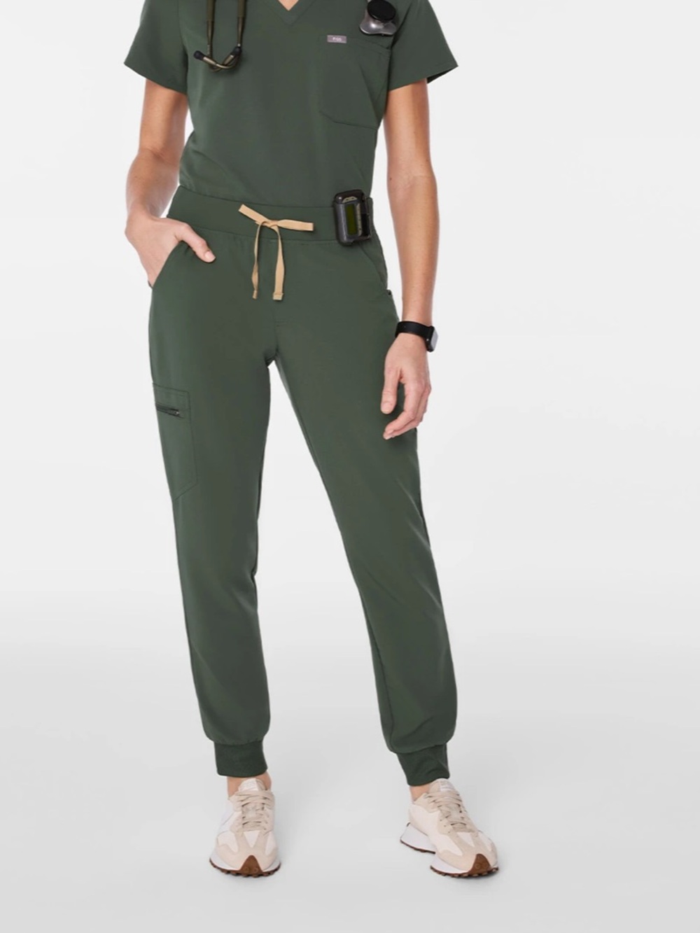 Figs Zamora Jogger Scrub Pants Womens Size XXL in Moss Green Medical Uniform